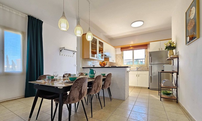 Paphos Apartment | Aphrodites Pearl luxury 3 bed apartment