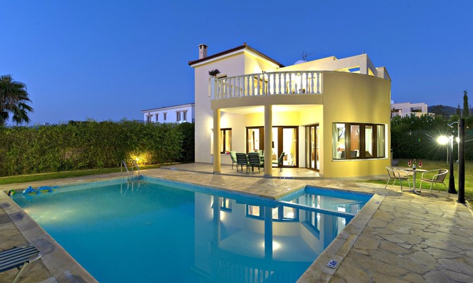 Argaka Villa | Argaka Beach Front Villas - Heated Private Pools - Amazing Sea Views - Wifi