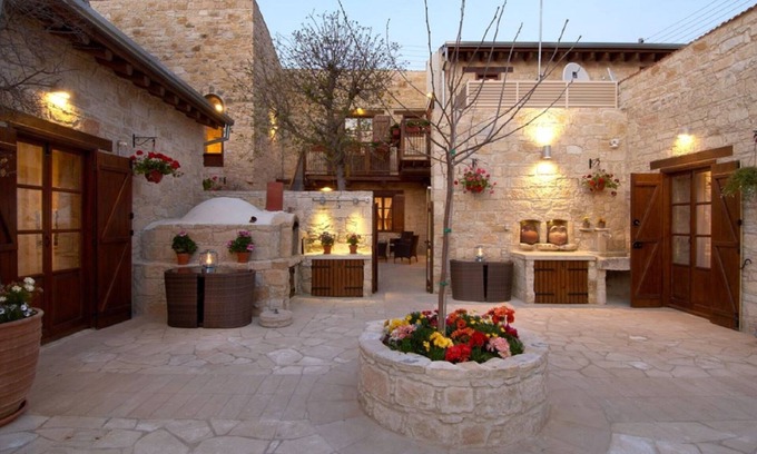 Agia Fyla Ski Chalet | Arsorama Village Homes