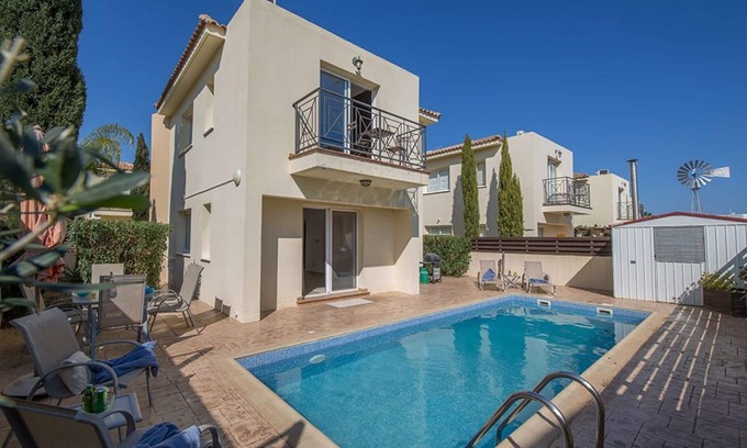 Pernera Villa | Beautiful 5 Star Holiday Villa in a Prime Location in Protaras