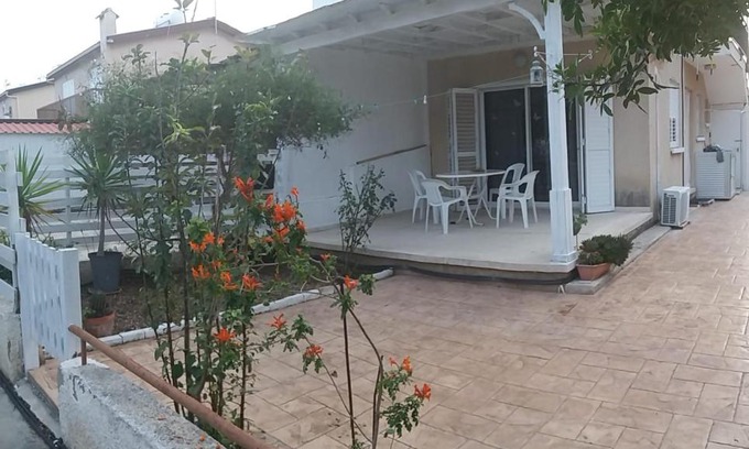 Pervolia Apartment | Бунгало на берегу моря