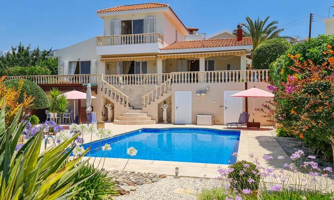 Tala Villa | Cliffside Villa - Three Bedroom Villa, Sleeps 6