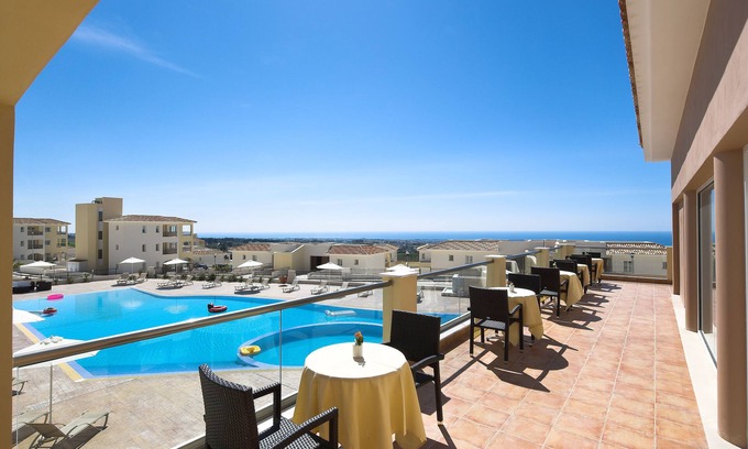 Emba Apartment | Club St George Resort