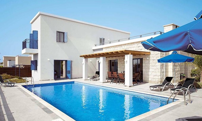 Pegeia House | Coral Olympus Artemis