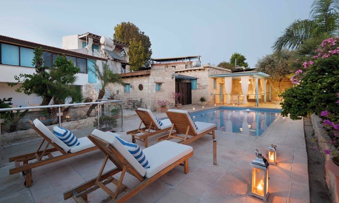 Pentakomo Apartment | Cottage Houses