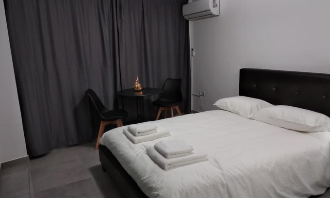 Paphos Apartment | Cozy Place in the heart of Harbor