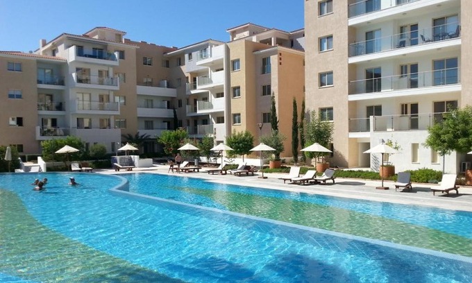 Universal Apartment | Elysia Park 9-202