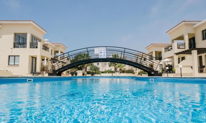 Paphos Apartment | Faros Village 1 Bedroom Flat near the seafront in Paphos