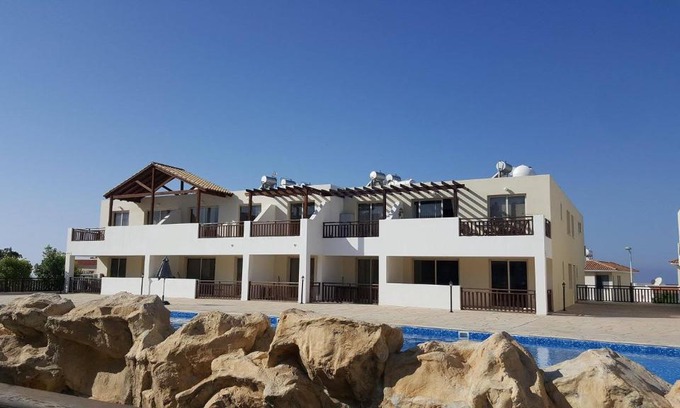 Peyia Town Apartment | First floor one bedroom apartment, sea & pool view, FREE WIFI