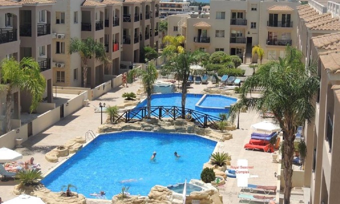 Paphos Apartment | Ground floor apartment leading to pool EG5, 2 bedrooms, FREE WIFI