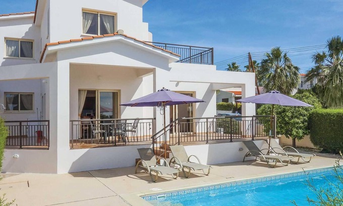 Pegeia Villa | Highly sought after villa with private pool