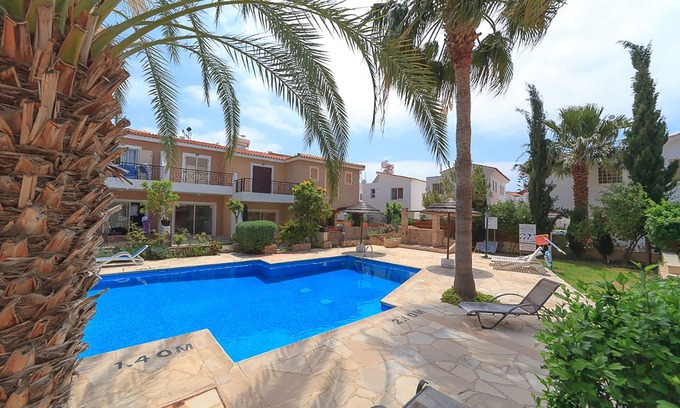 Paphos House | Holiday villa with swimming pool near the Paphos coast