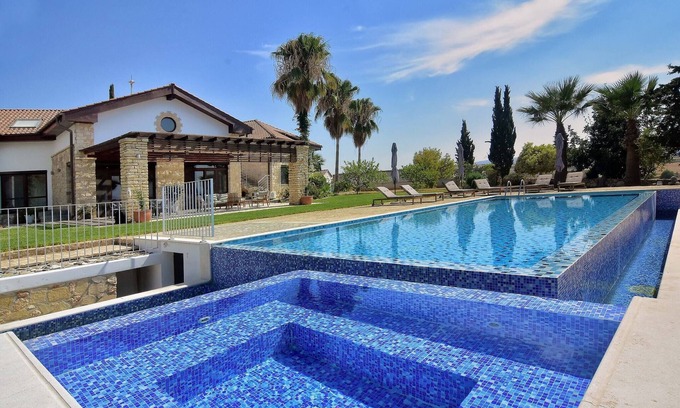 Polis Villa | Incredible Large Villa In Paphos sleeps 14 Children Pool, Jacuzzi, Huge Garden