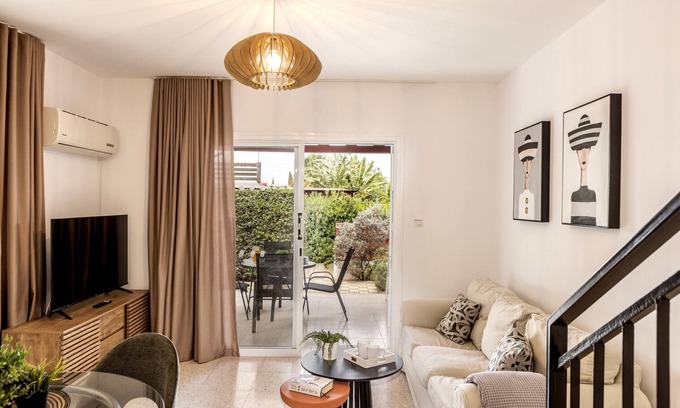 Pervolia Villa | Kiti Beach Villa Marina 43