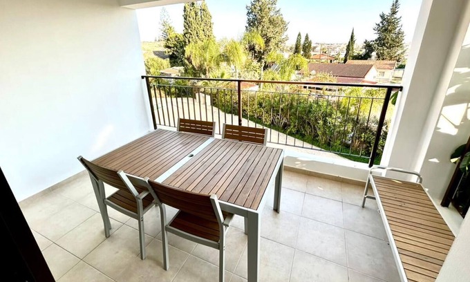 Tersefanou Apartment | Light House Apartment