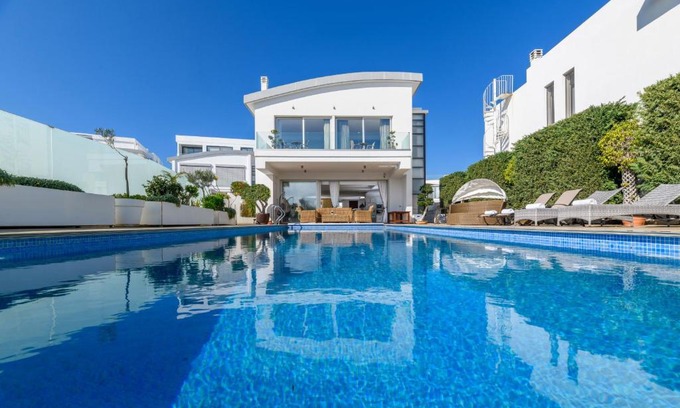 Protaras Villa | Lombardi Seafront Villa