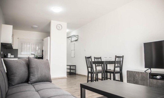 Kissonerga Apartment | Lovely one bedroom apartment with nice view