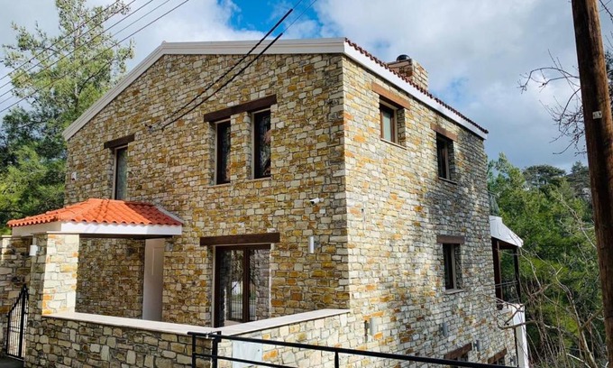 Vasa Koilaniou Villa | Luxury House-,Troodos Mountains,forest