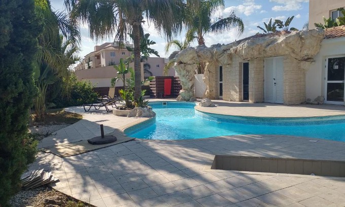 Tersefanou Apartment | Majestic Gardens 1, C101