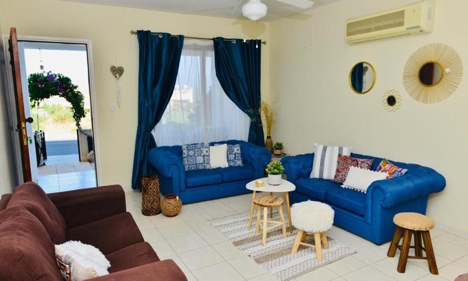 Melanos House | Melanos townhouse with sea view