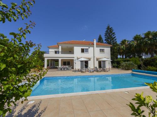 Pervolia Villa | Meneou Seaside Mansion 7