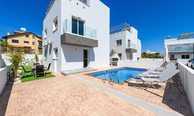 Ayia Napa Villa | Nissini Villa #8 - Delightful 3 bedroom villa close to the beach