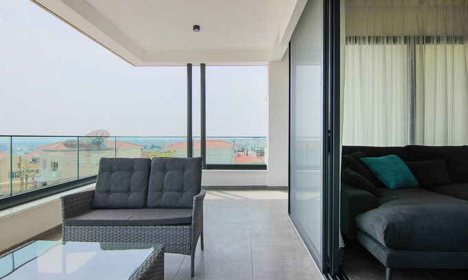 Agios Athanasios Apartment | Phaedrus Living: City View Anna Residence 102