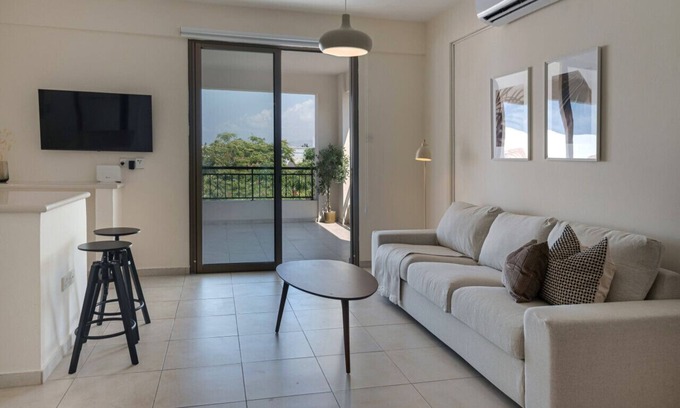 Old Town Apartment | Phaedrus Living: Paphos Old Town Seaview Flat
