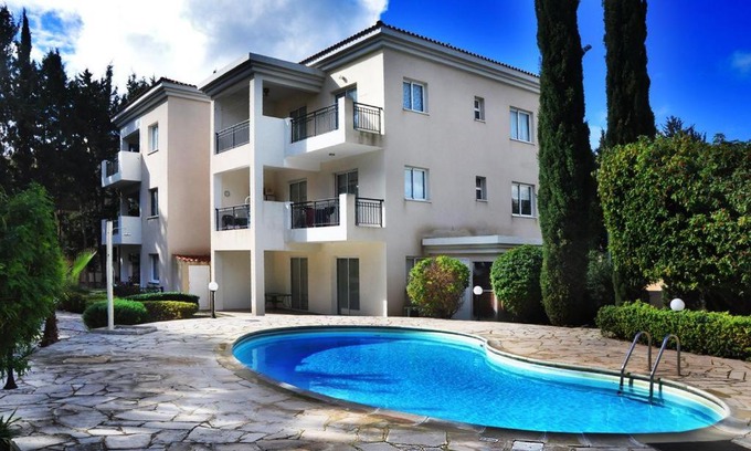 Universal Apartment | Poolside 2 bedroom apt, Paphos Riviera, Universal area