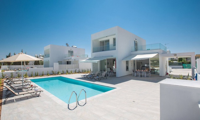 Protaras Villa | Protaras Greco Villa CCV2 - a villa that sleeps 10 guests in 5 bedrooms