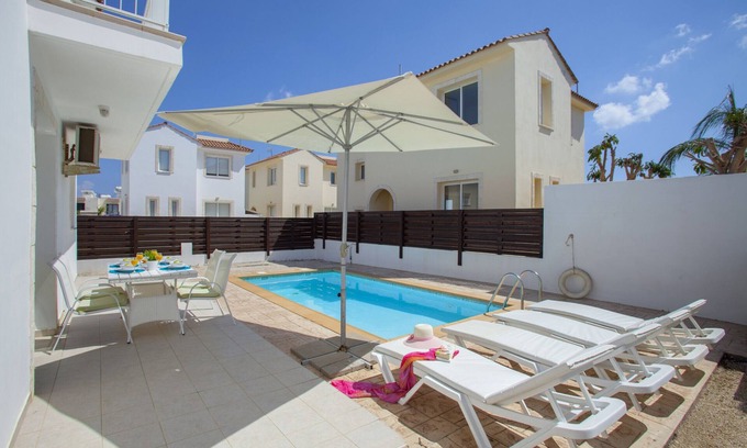 Pernera Villa | Protaras Villa Clematis Near The Beach