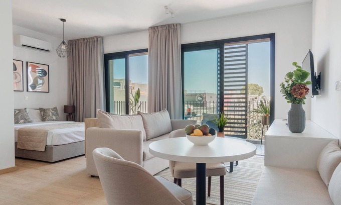 Historical Center Apartment | Sanders Armonta - Pleasant Studio w/ Balcony