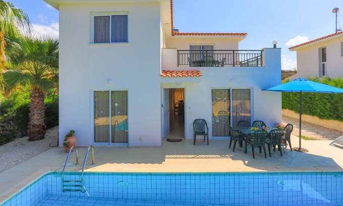 Argaka Villa | Sandy Coast Villa Petunia