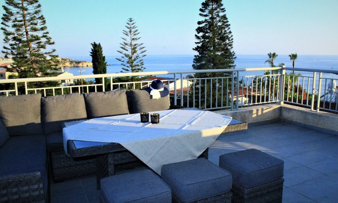 Pegeia Villa | Seaview 4 Bedroom villa with pool