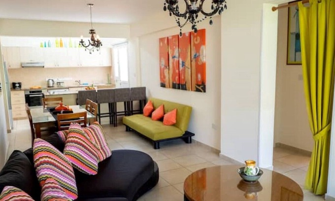 Strovolos Apartment | Stylish Large Apartment 10 minutes from the seaside