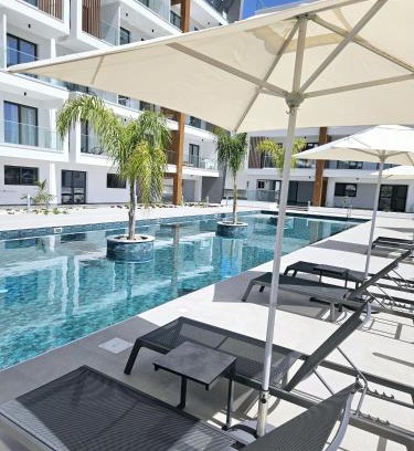 Universal Apartment | Superior Apartment, Universal Residences