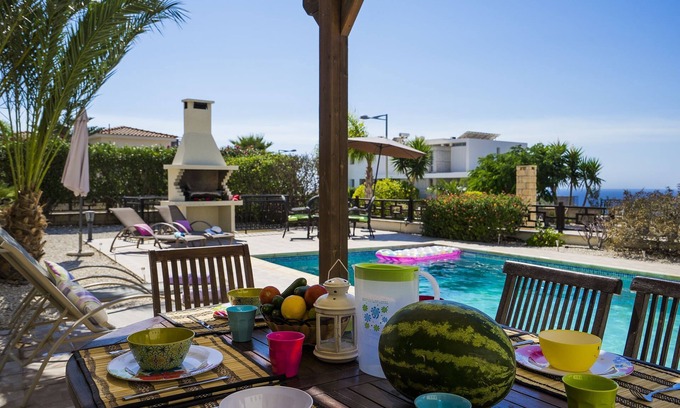 Peyia Town Villa | 'The Winning Post' - 3 Bed, 2 Bath, Single Storey Villa with Private Pool in Sea Caves
