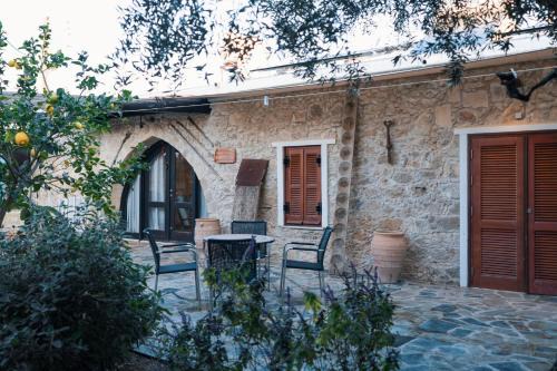 Mesa Chorio House | Traditional Stone House - Where Tradition Meets Comfort
