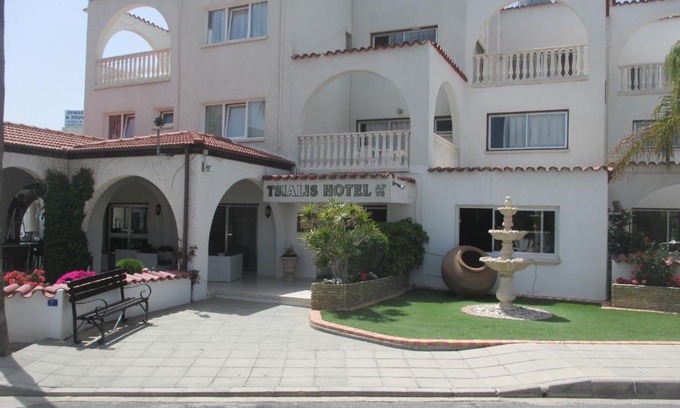 Pyla Apartment | Tsialis Hotel Apartments