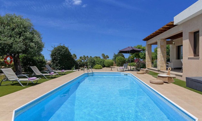 Latsi Villa | Villa ∙ 2 bedrooms ∙ 5 guests