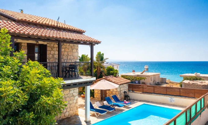Pomos Villa | Villa ∙ 3 bedrooms ∙ 7 guests