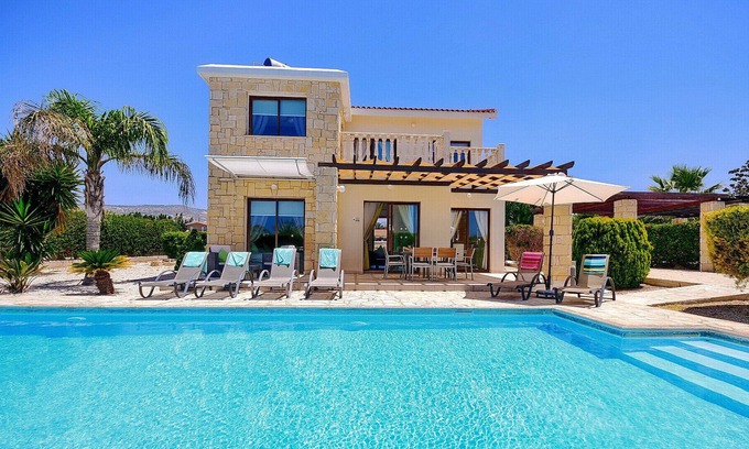 Pegeia Villa | Villa Airianna
