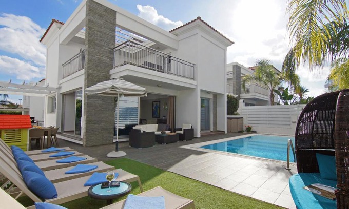 Pernera Villa | Villa Angellina