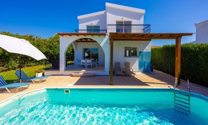 Argaka Villa | Villa Aristotelis - Two Bedroom Villa, Sleeps 6