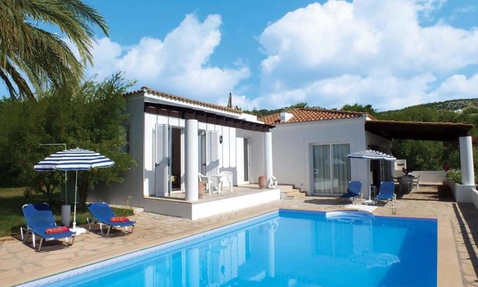Pegeia Villa | Villa Athinea Coral Bay