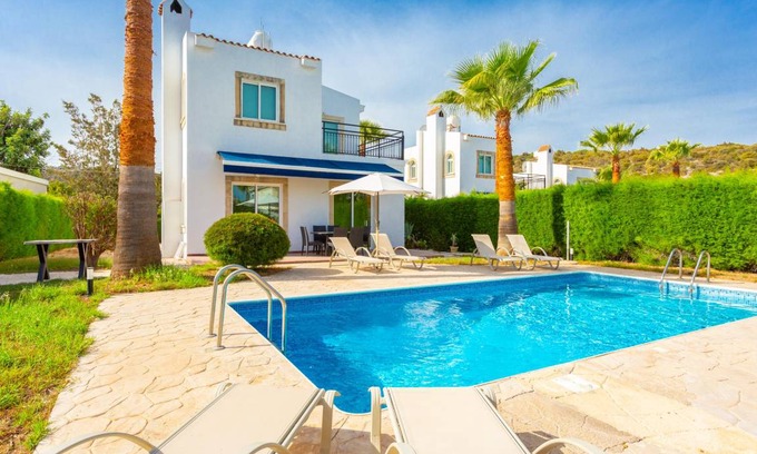 Latchi Villa | Villa Cleopatra: Large Private Pool, Walk to Beach, A/C, WiFi - 3437