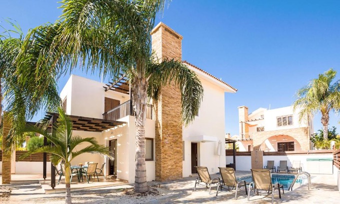 Ayia Thekla Villa | Villa Ioanna