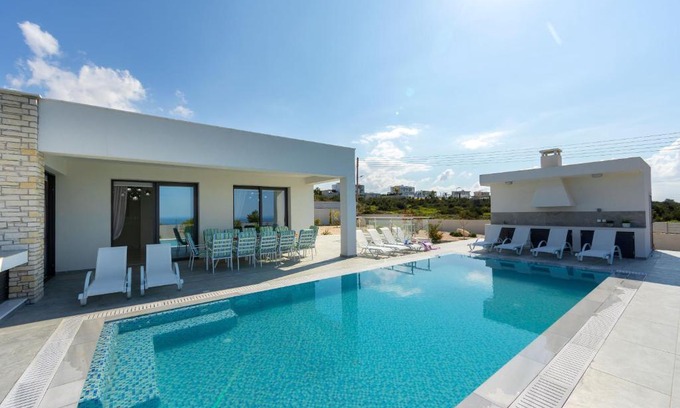 Pegeia Villa | Villa Pleiades