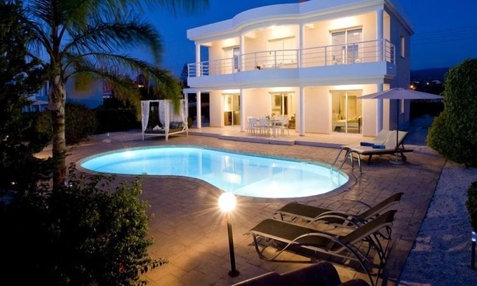 Agios Georgios Pegeias Villa | Villa St George - Large 3 Bedroom Holiday Villa in St George's (Agios Georgios), Paphos