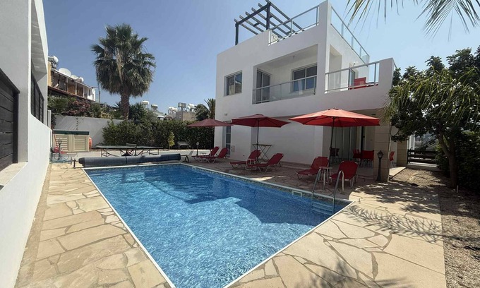 Pegeia Villa | Villa Sunny Breeze In A Prime Spot Near Everything
